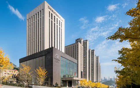 kasus perusahaan terbaru tentang DoubleTree By Hilton Hotel Shiyan