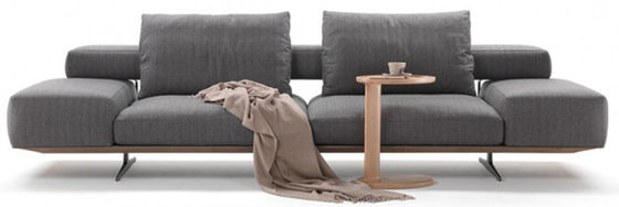 Kepadatan Tinggi Busa Sofa Sectional Super Nyaman Furnitur Ruang Tamu Ergonomis ODM
