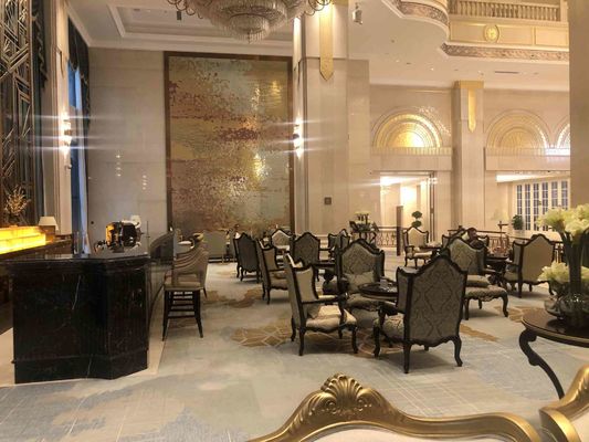 5 Star Hotel International Hotel Meja Makan Kustom Set Set Sofa Tahan Pakai Tahan Air Disesuaikan