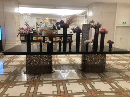 5 Star Hotel International Hotel Meja Makan Kustom Set Set Sofa Tahan Pakai Tahan Air Disesuaikan