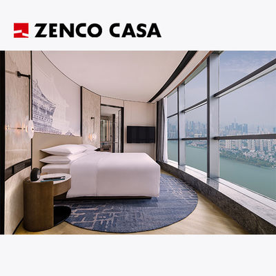 Set Furnitur Kamar Tidur Hotel Termasuk Ranjang Raja Kayu Padat Dan Minibar Modern